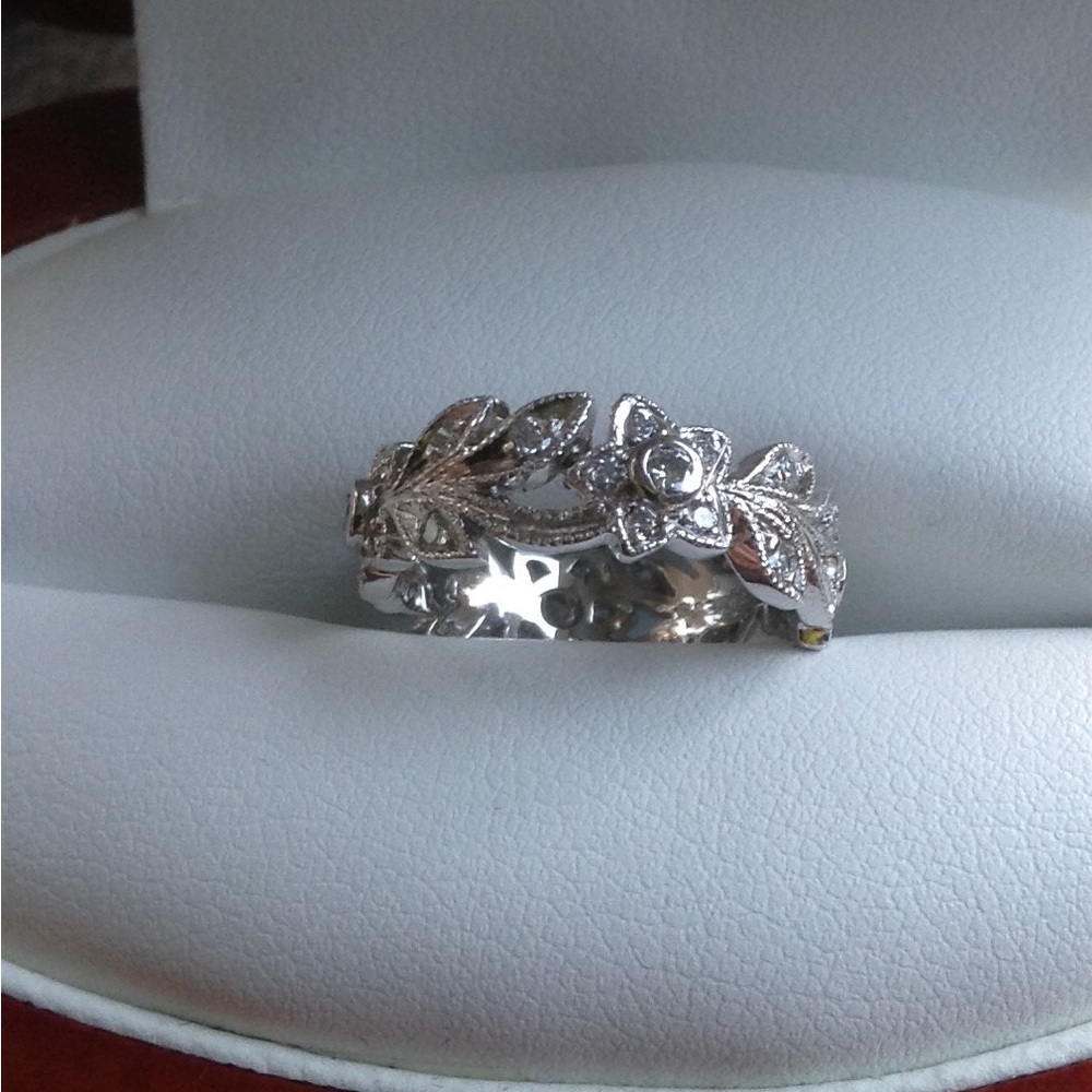 Jack Kelege Platinum and Diamond Floral Eternity Band size 4.5